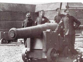 Victorian gunners